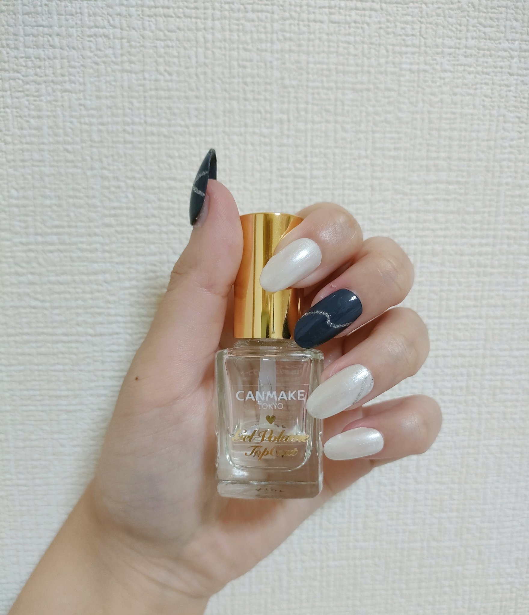 カラフルネイルズ/キャンメイク/マニキュアを使ったクチコミ（2枚目）