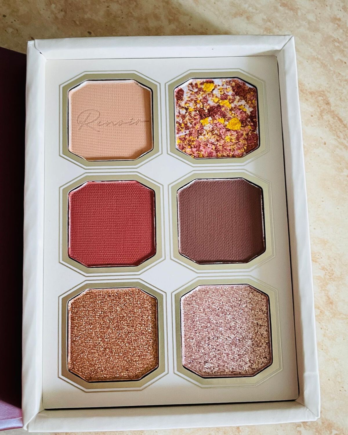 Shiho Arai on LIPS 「・・MilleFée(ミルフィー)は、フランス発祥のお菓子M..」(4枚目)