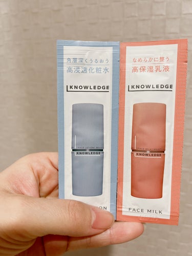 みち🫡です。

🌸 発売日：2024年4月1日
【KNOWLEDGE】ナレッジ 浸透ミルク
現品／160ml  :2530円（税込）


試供品を旦那が貰ってました。

🗣️マツキヨココカラ＆カンパニー