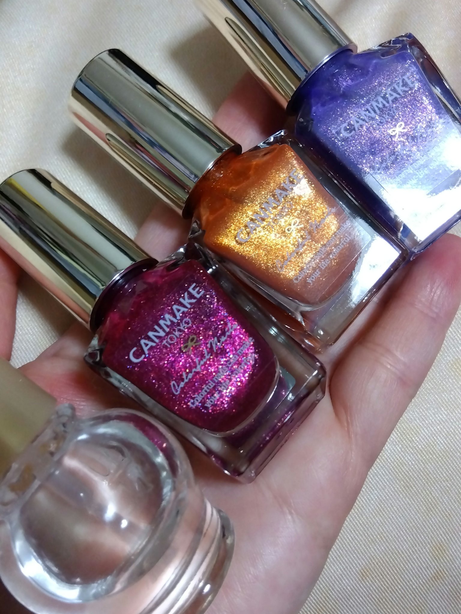 カラフルネイルズ/キャンメイク/マニキュアを使ったクチコミ（2枚目）