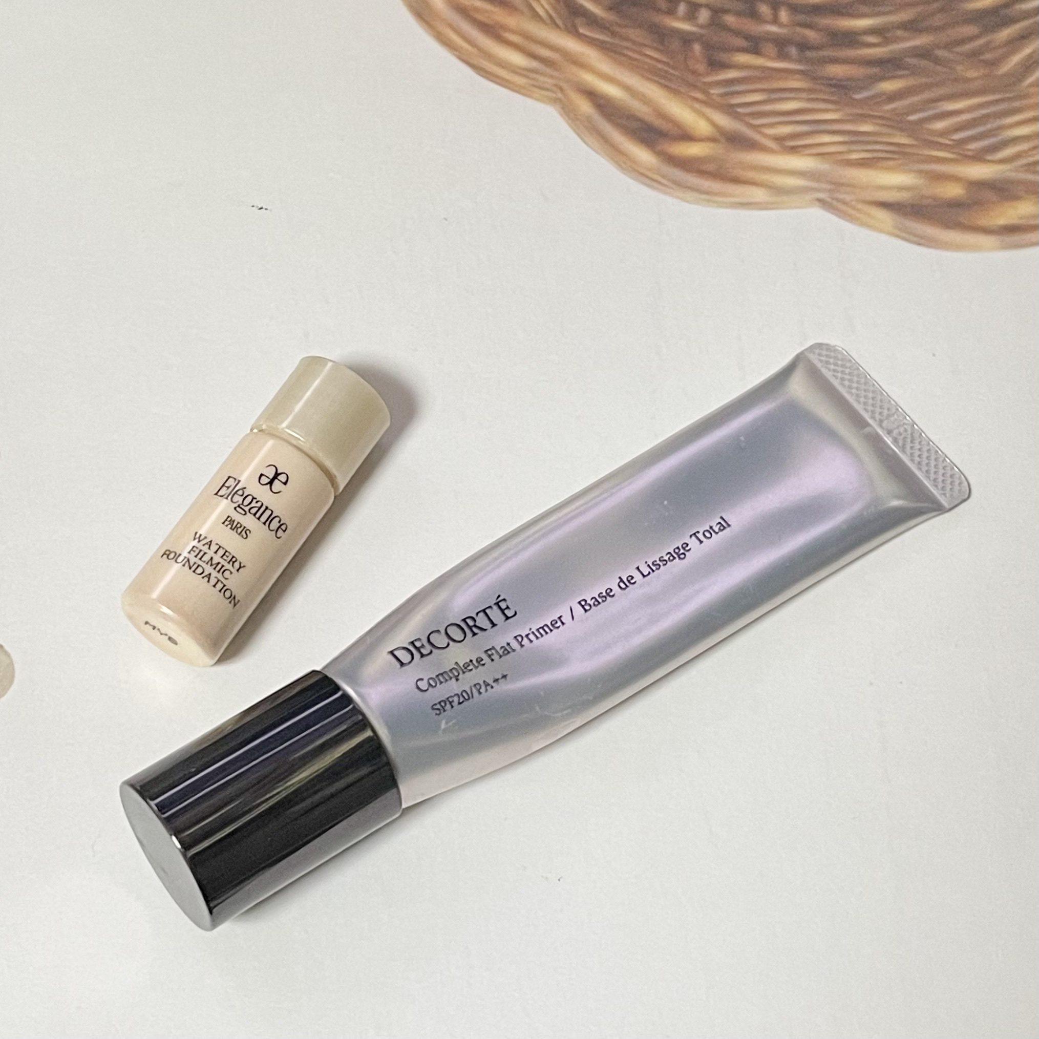 ウォータリィ フィルミック ファンデーション/Elégance/リキッドファンデーションを使ったクチコミ（2枚目）