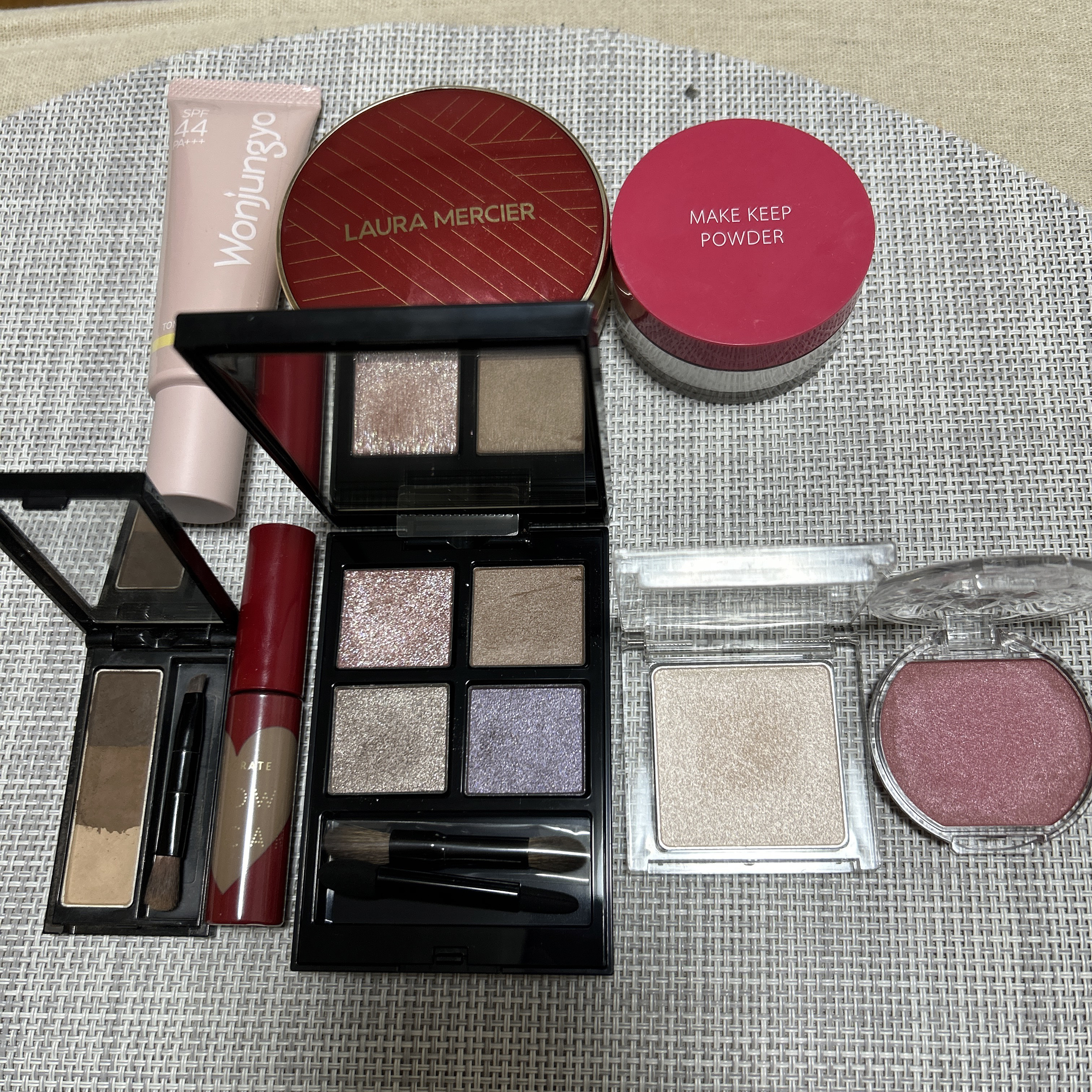 ケイト デザイニングアイブロウ3D/KATE/パウダーアイブロウを使ったクチコミ（2枚目）