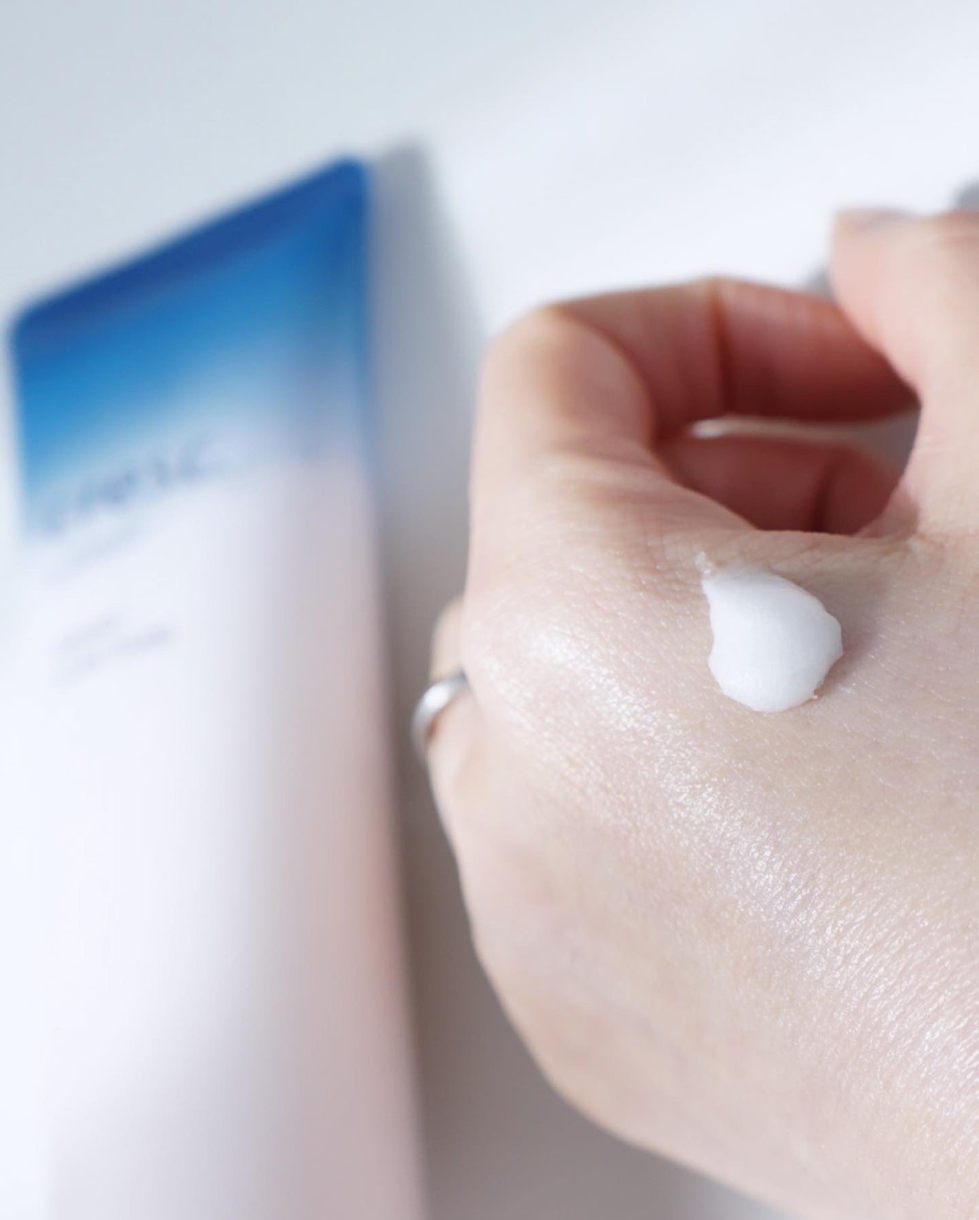 スムースフィット マルチシールド/cresc. by ASTALIFT/化粧下地を使ったクチコミ(5枚目)