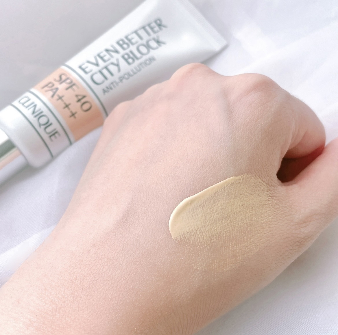 イーブン ベター シティ ブロック ポリュテクション 40 N/CLINIQUE/化粧下地を使ったクチコミ（3枚目）