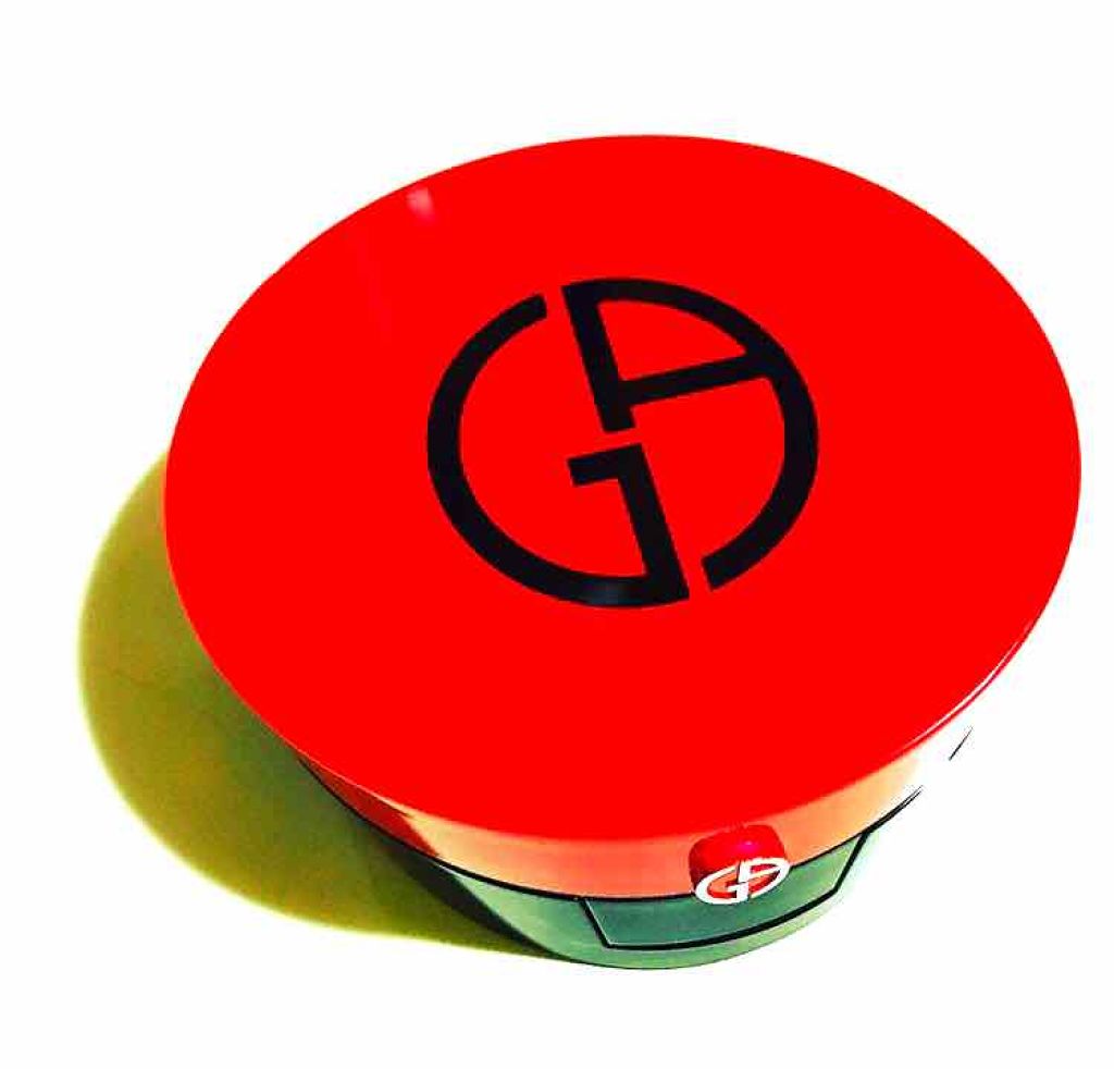 マイ アルマーニ トゥ ゴー クッション/ジョルジオ アルマーニ ビューティ/クッションファンデーションを使ったクチコミ（1枚目）