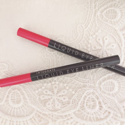 インテグレート スーパーキープ リキッドライナーのクチコミ「🎀インテグレート ✨
スーパーキープ リキッドライナー
✔︎ BK999
✔︎ BR69.....」(2枚目)