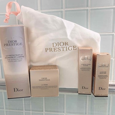 Dior プレステージ ホワイト ル プロテクター ルミエール ＵＶのクチコミ「毛穴は気になったことがなかったのに
9月下旬から謎に急に開き始め
ただ今頬▽ゾーンと鼻が凄いこ.....」（2枚目）