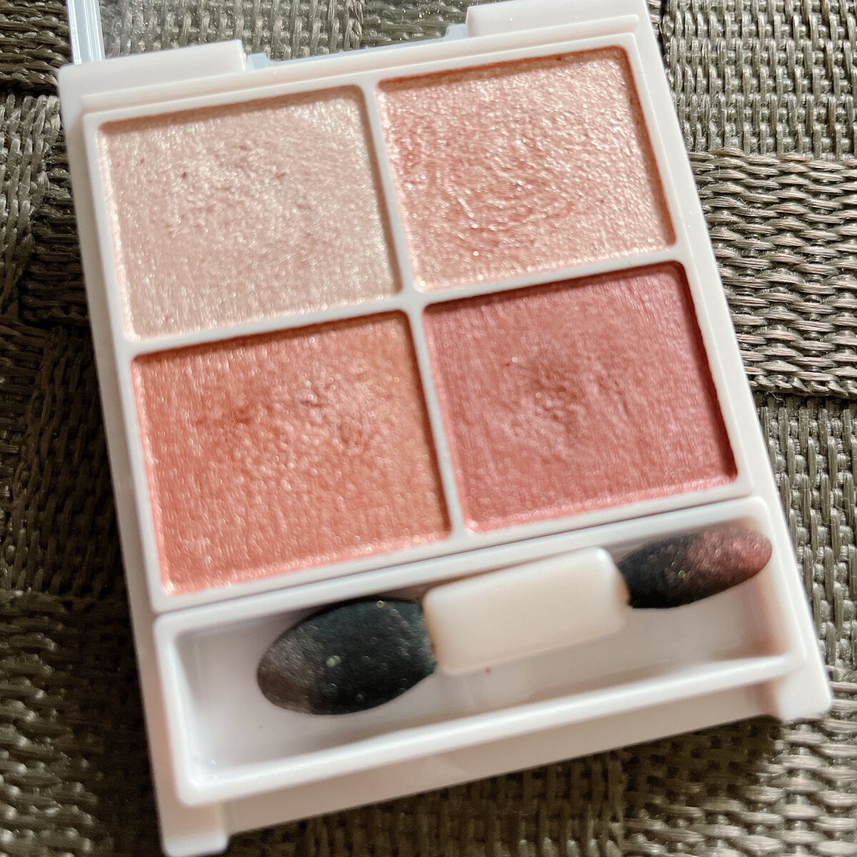 シルキースフレアイズ/キャンメイク/アイシャドウパレットを使ったクチコミ(3枚目)