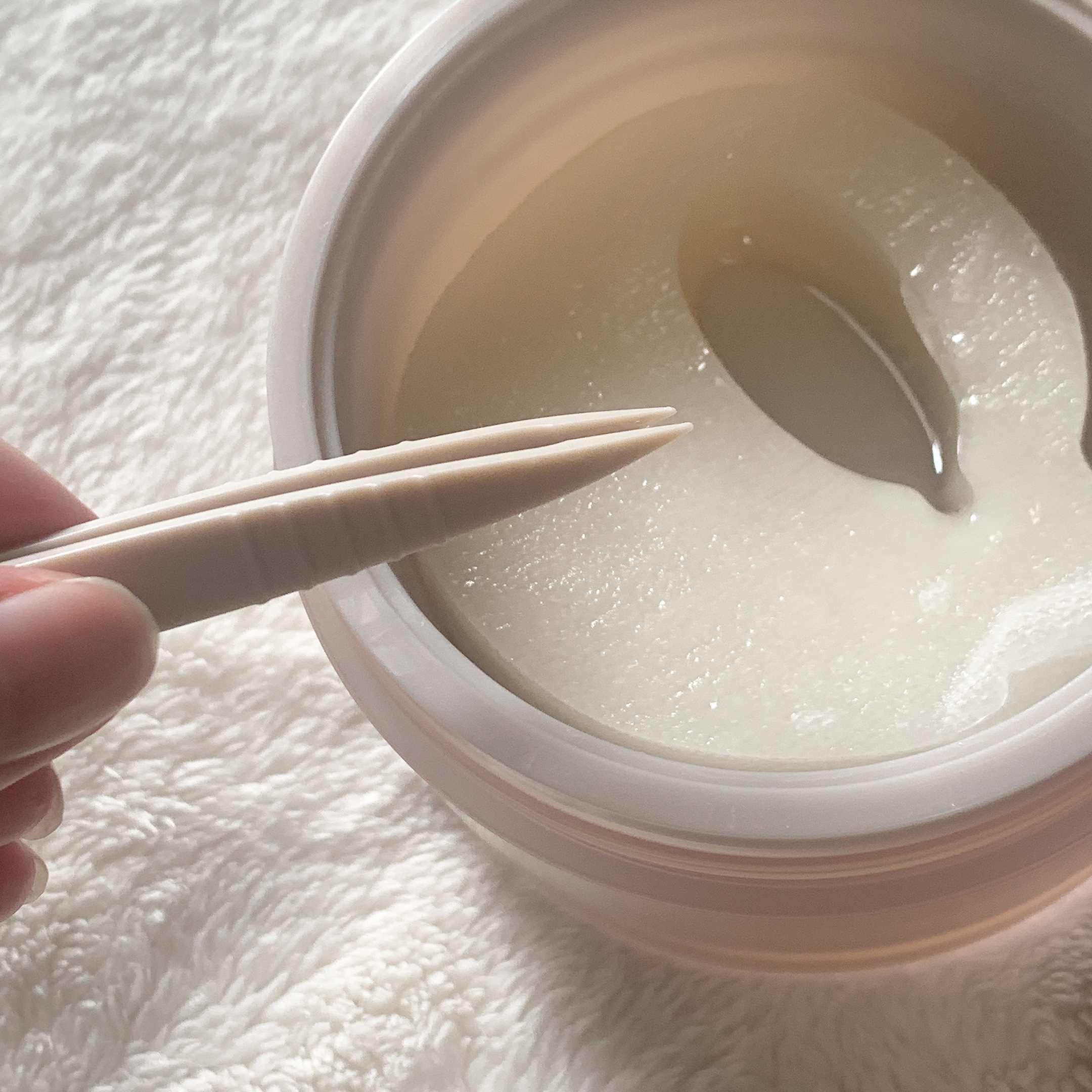 ビューティーアイズ エッセンスシート プレミアム プラス/AXXZIA/アイケア・アイクリームを使ったクチコミ（3枚目）