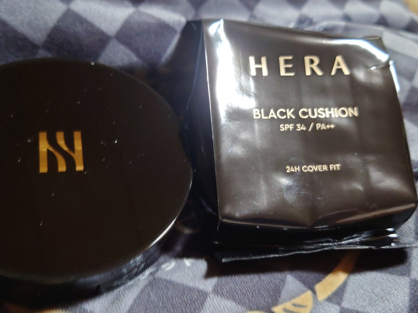 ブラック クッション/HERA/クッションファンデーションを使ったクチコミ(2枚目)