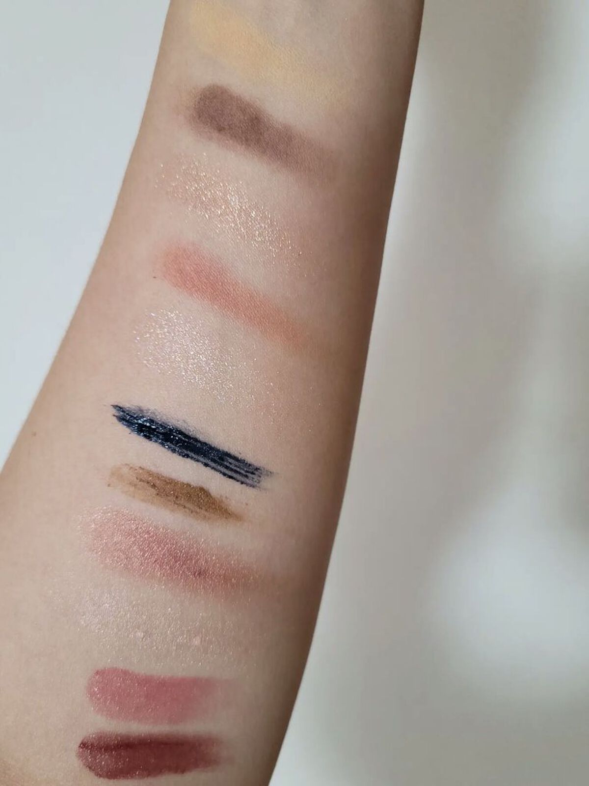 THREE シマリング グロー デュオ/THREE/クリームハイライトを使ったクチコミ（3枚目）