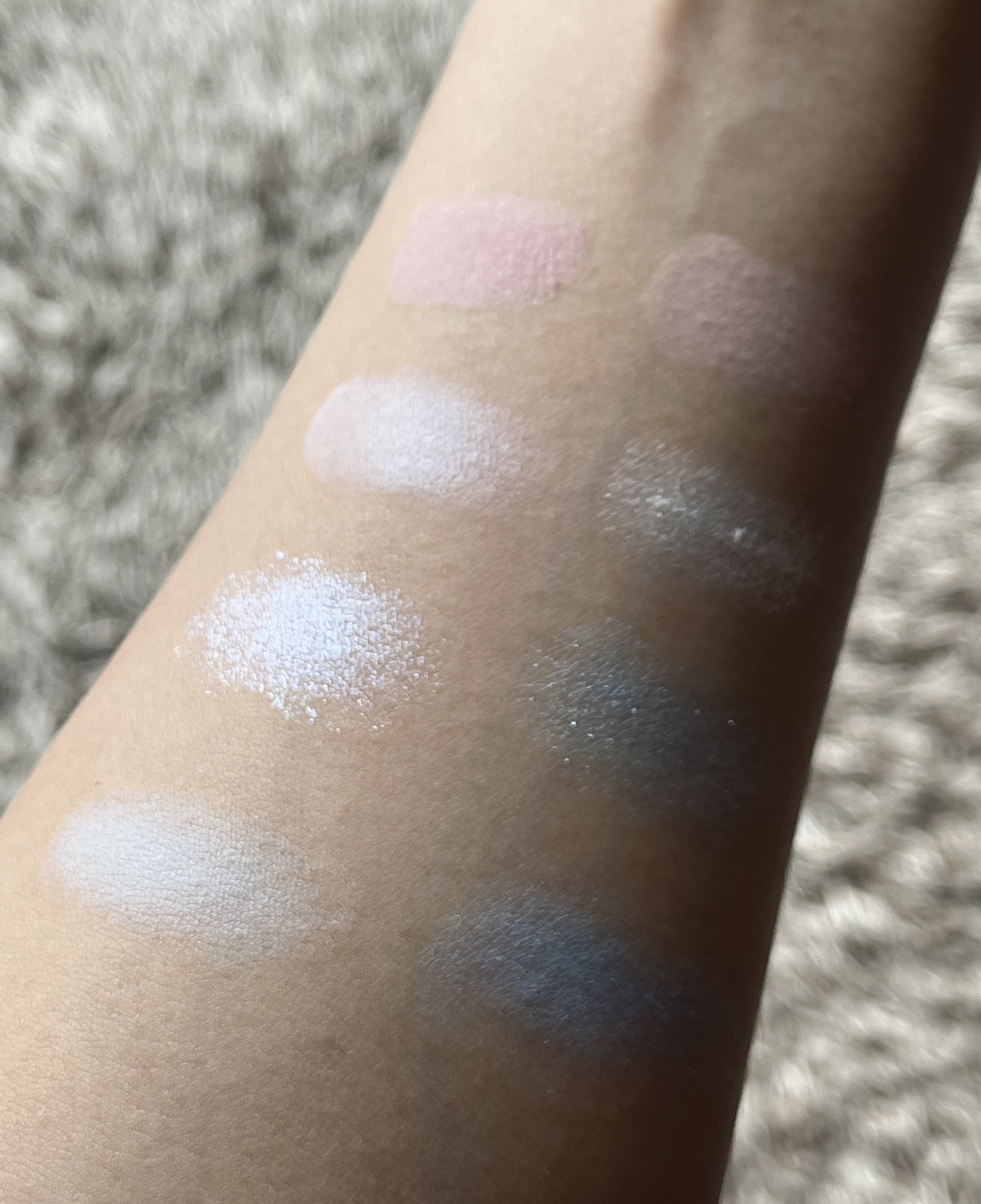 ソフトブラーリングアイパレット/wakemake/アイシャドウパレットを使ったクチコミ（3枚目）