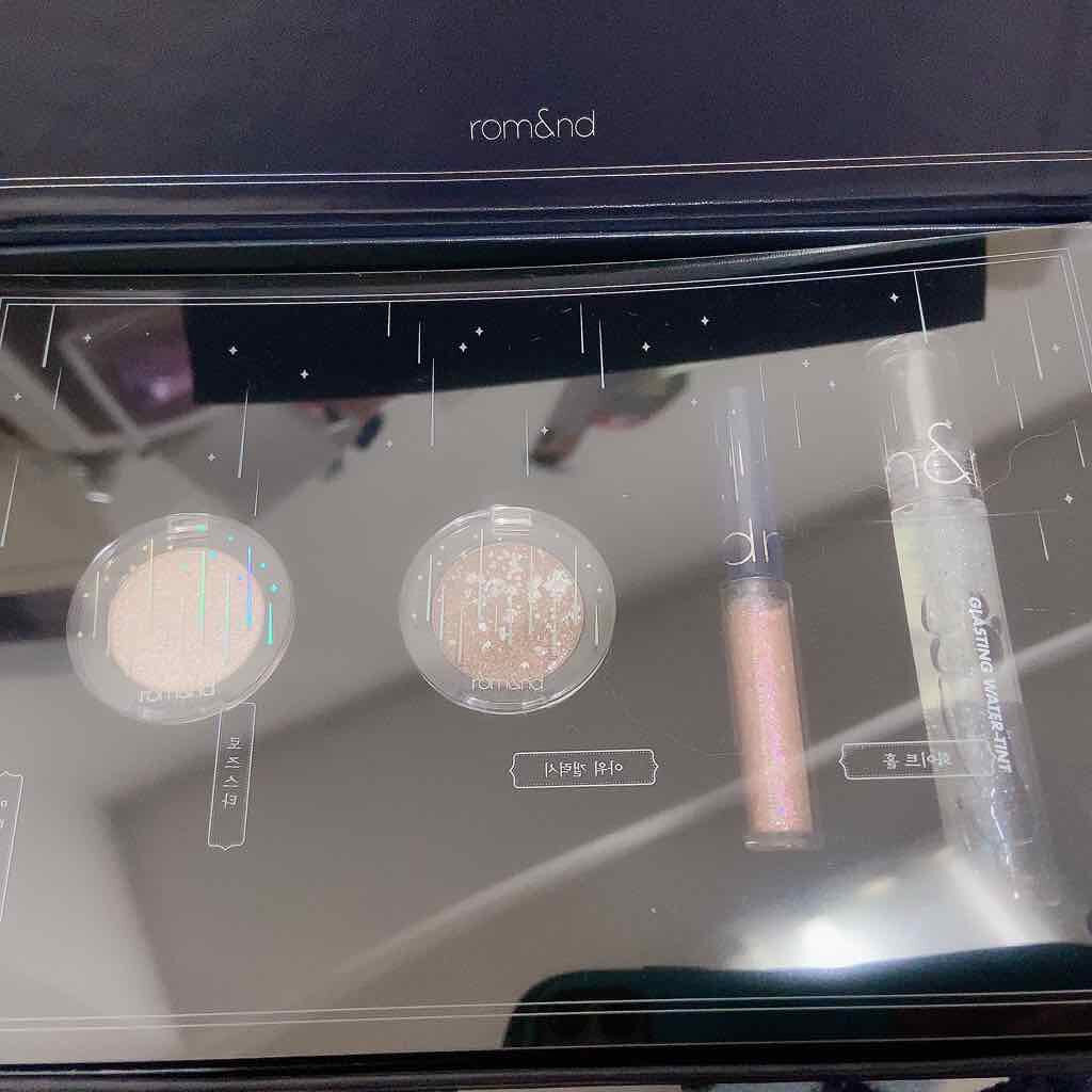 グラスティングウォーターティント/rom&nd/リップティントを使ったクチコミ(2枚目)