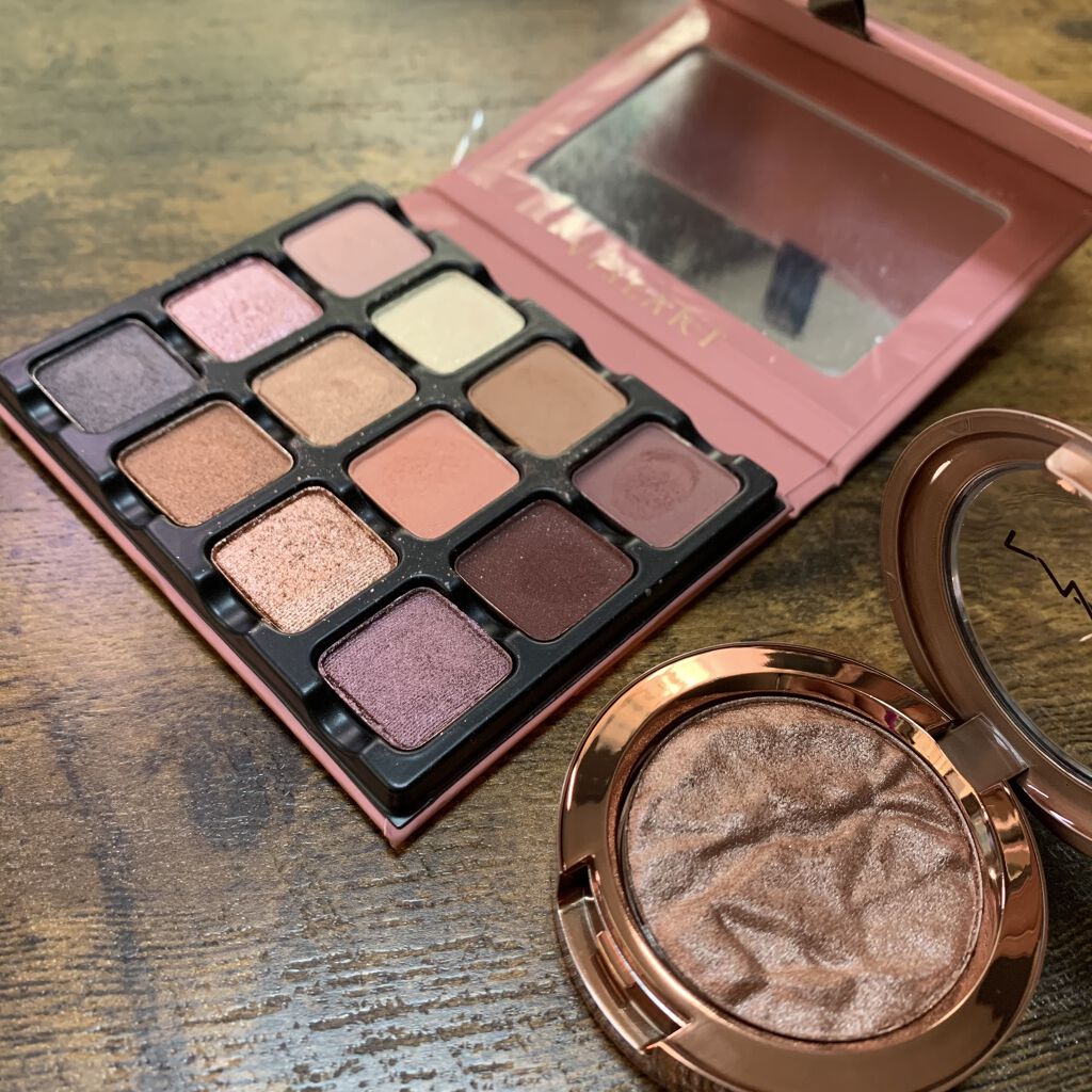 フォイルド シャドウ サンド トロペ/M・A・C/単色アイシャドウを使ったクチコミ（1枚目）