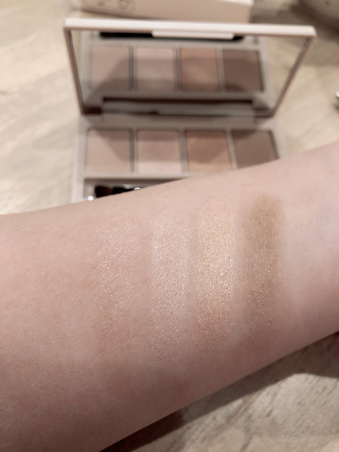 足しパレ/Fujiko/アイシャドウパレットを使ったクチコミ(3枚目)