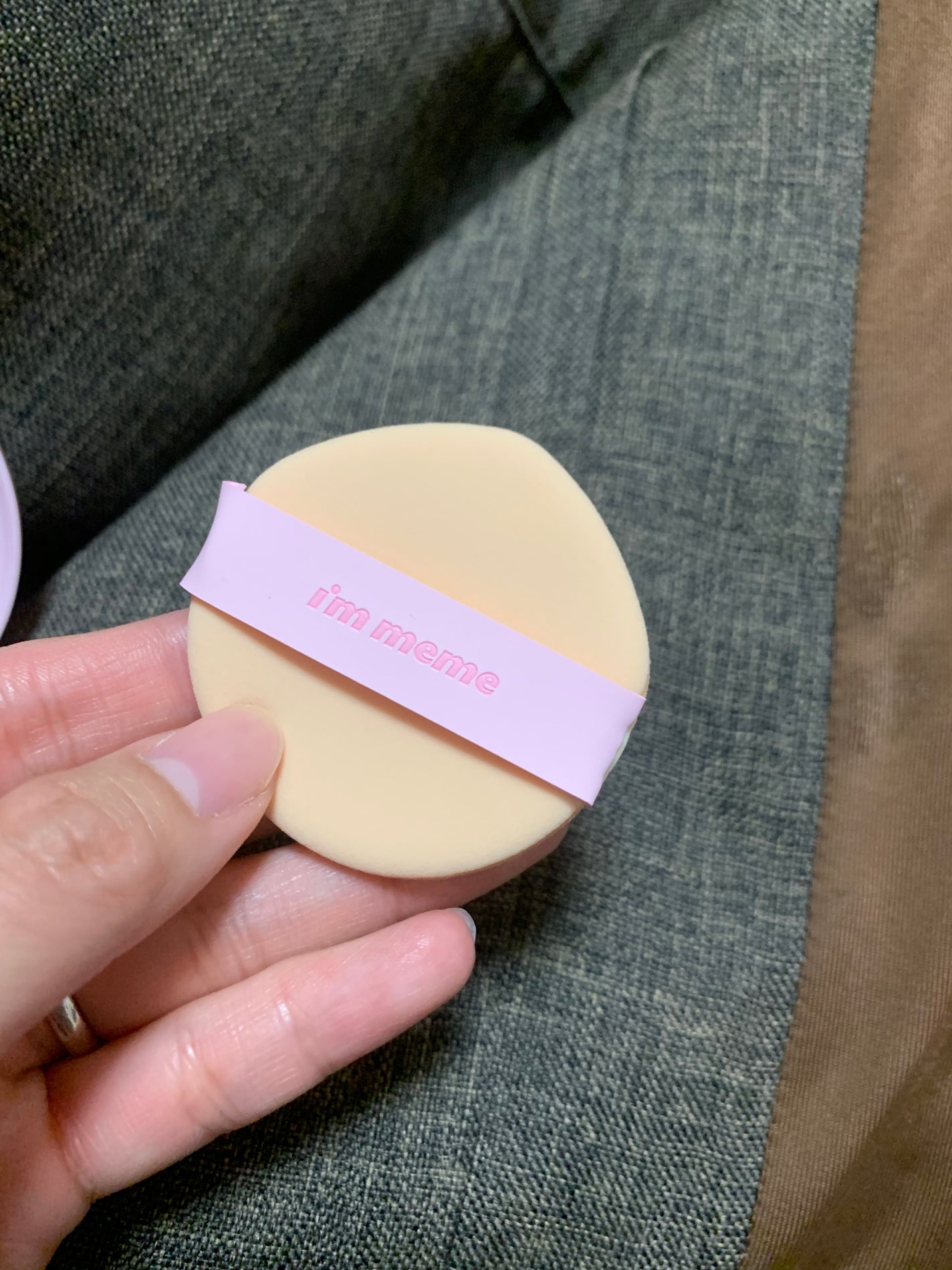 ワンダーベルベットラスティングクッション/i’m meme/クッションファンデーションを使ったクチコミ(4枚目)