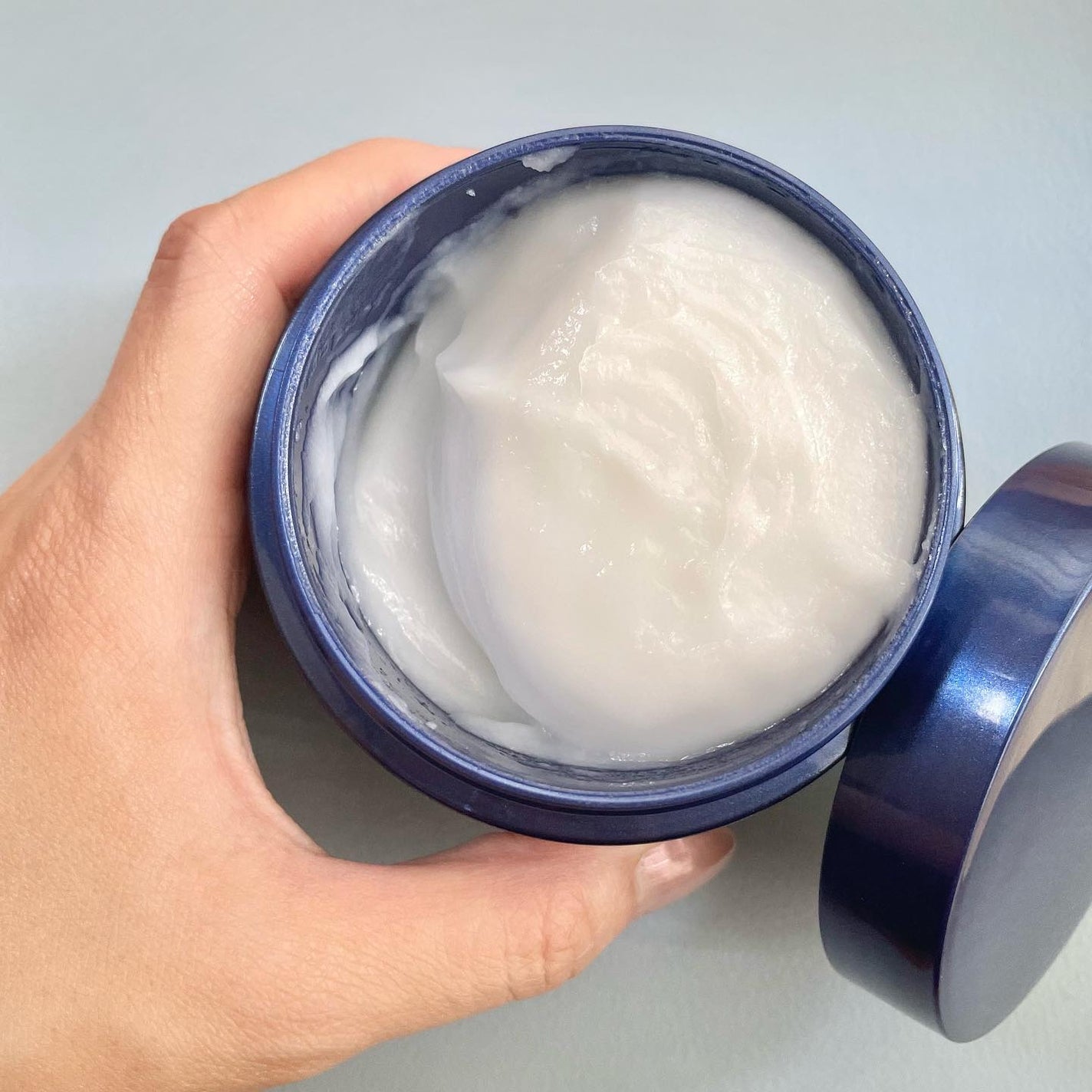 ニベア ロイヤルブルーボディクリーム うるおい密封ケア/ニベア/ボディクリームを使ったクチコミ(3枚目)