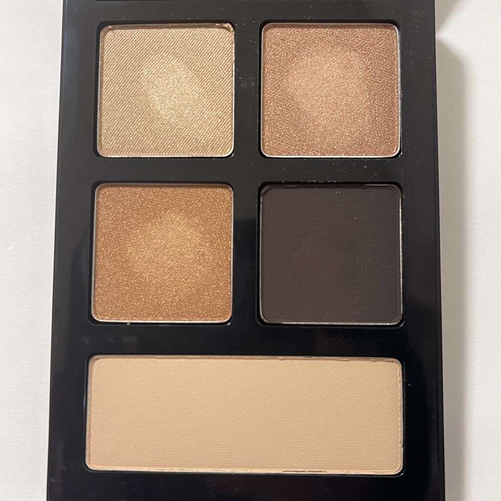 試してみた】エッセンシャル マルチカラー アイシャドウパレット BOBBI