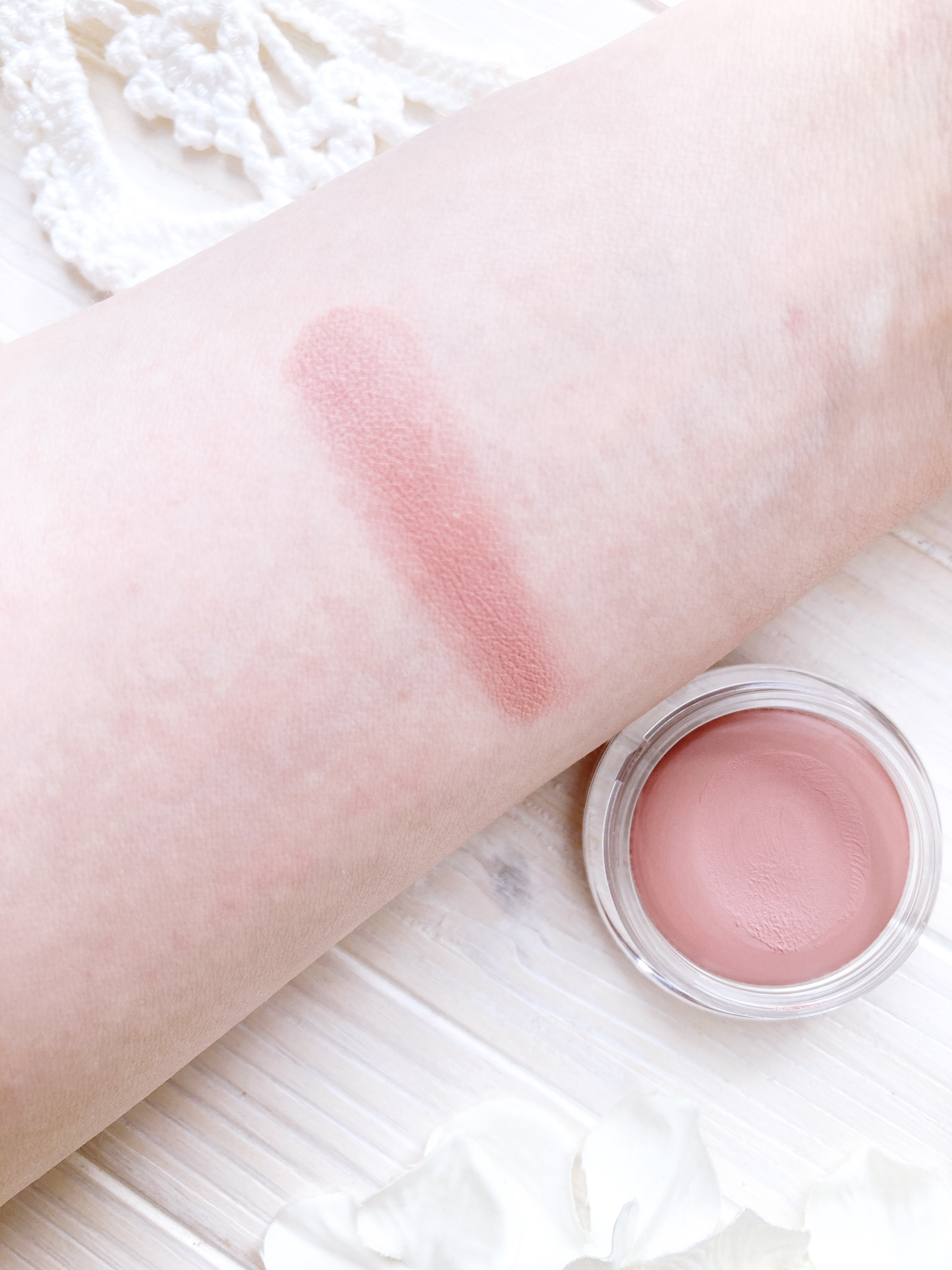 メロウシャドウ/KiSS/ジェル・クリームアイシャドウを使ったクチコミ（2枚目）