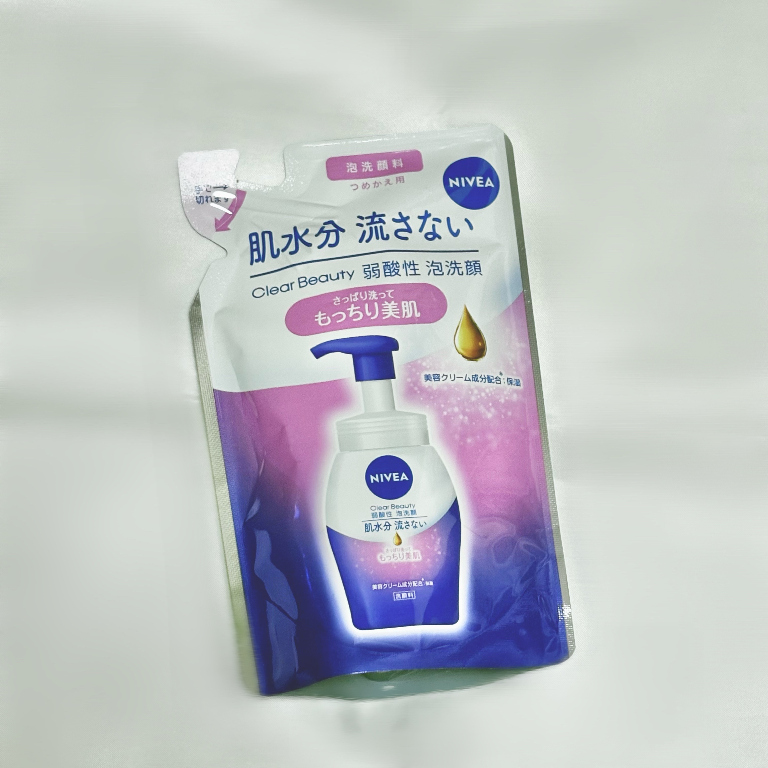 ニベア クリアビューティー弱酸性泡洗顔 もっちり美肌 詰替用 130ml/ニベア/泡洗顔を使ったクチコミ（1枚目）