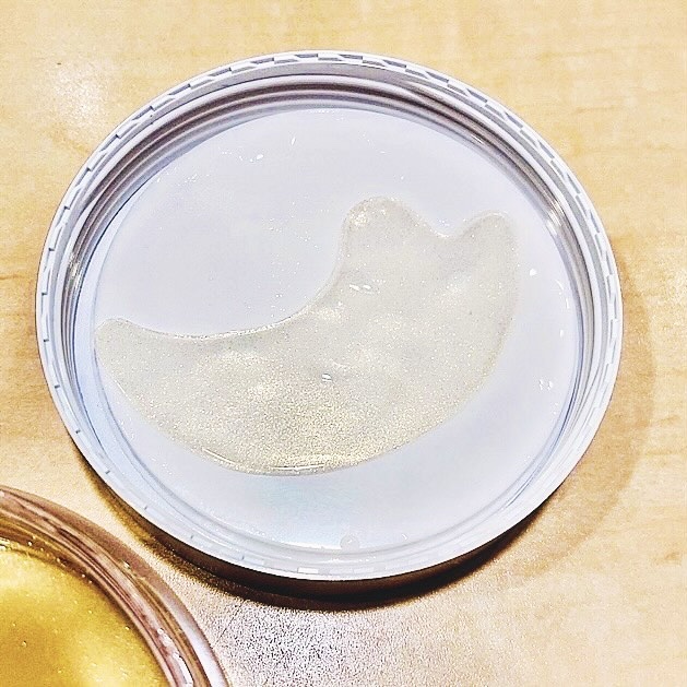 ゴールドコラーゲンパーフェクションアイパッチ/SNP/シートマスク・パックを使ったクチコミ（2枚目）