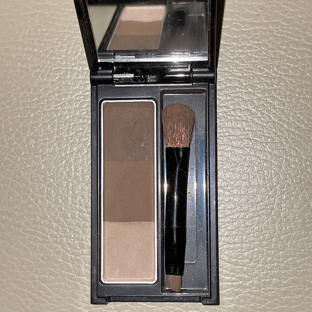 セルヴォーク インディケイトアイブロウパウダー 01 ブラウン/Celvoke/パウダーアイブロウを使ったクチコミ（1枚目）