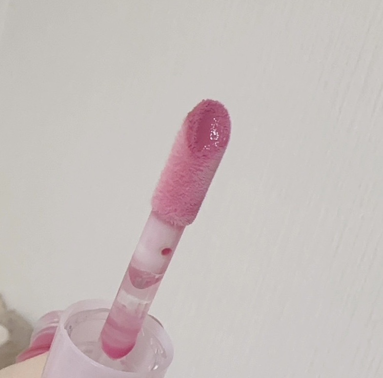 インク グラスティング リップ グロス/PERIPERA/リップグロスを使ったクチコミ（3枚目）