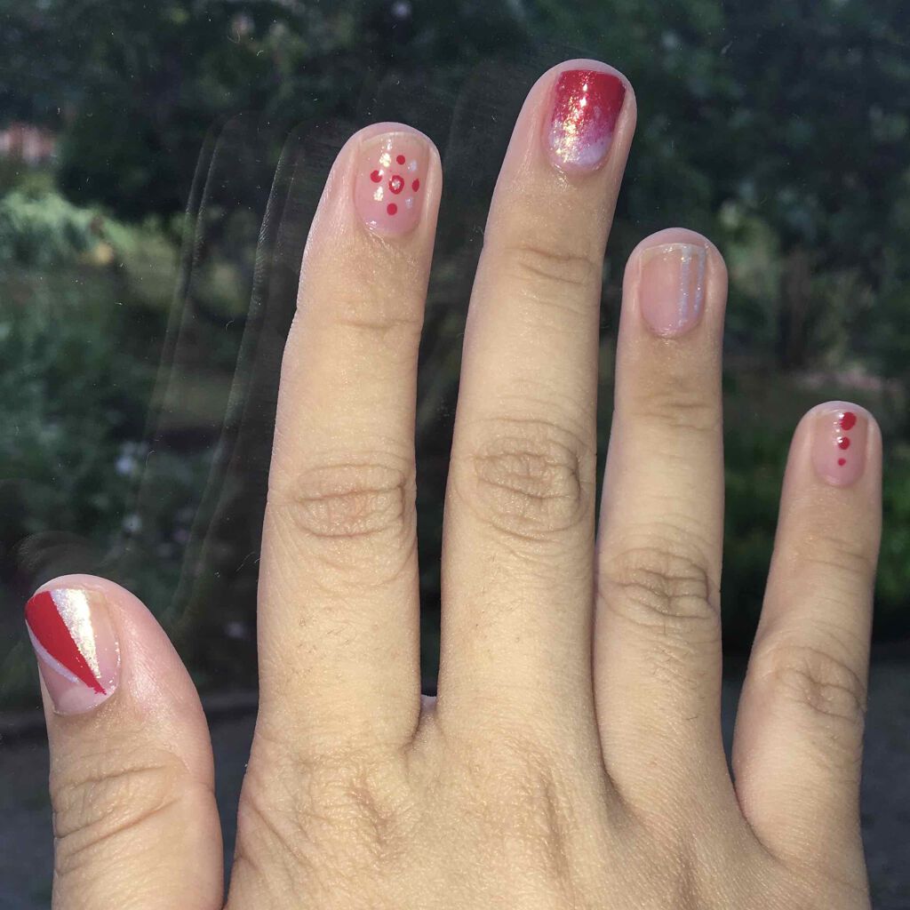 AC ネイルエナメル M 046 レッド/AC MAKEUP/マニキュアを使ったクチコミ（2枚目）