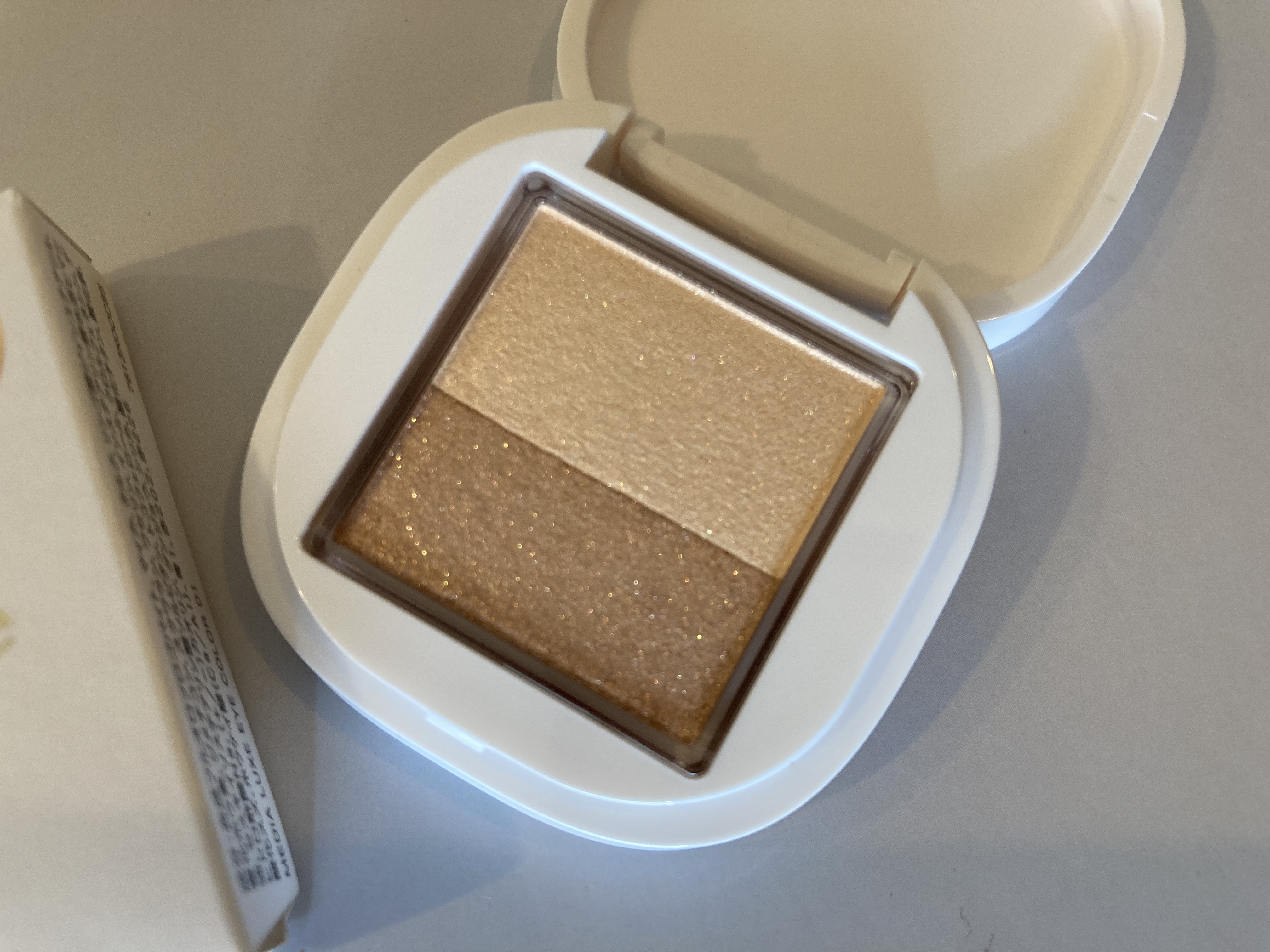 アイカラー/media luxe/アイシャドウパレットを使ったクチコミ（2枚目）