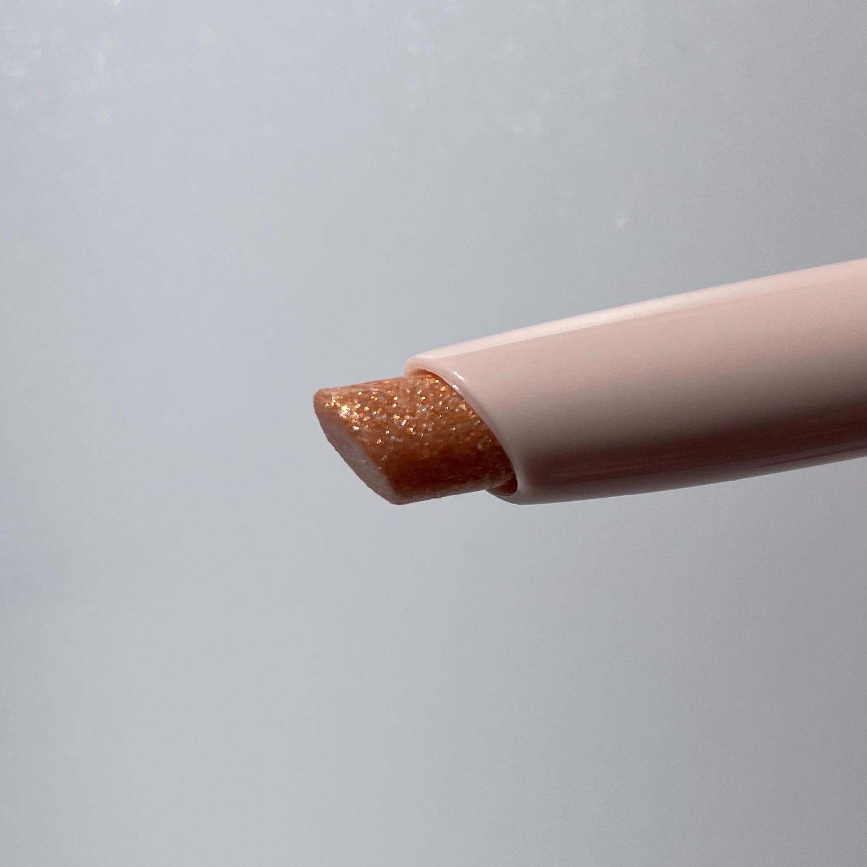 ドド ダイアモンドクラッシュスティック/ドド/スティックアイシャドウを使ったクチコミ（2枚目）