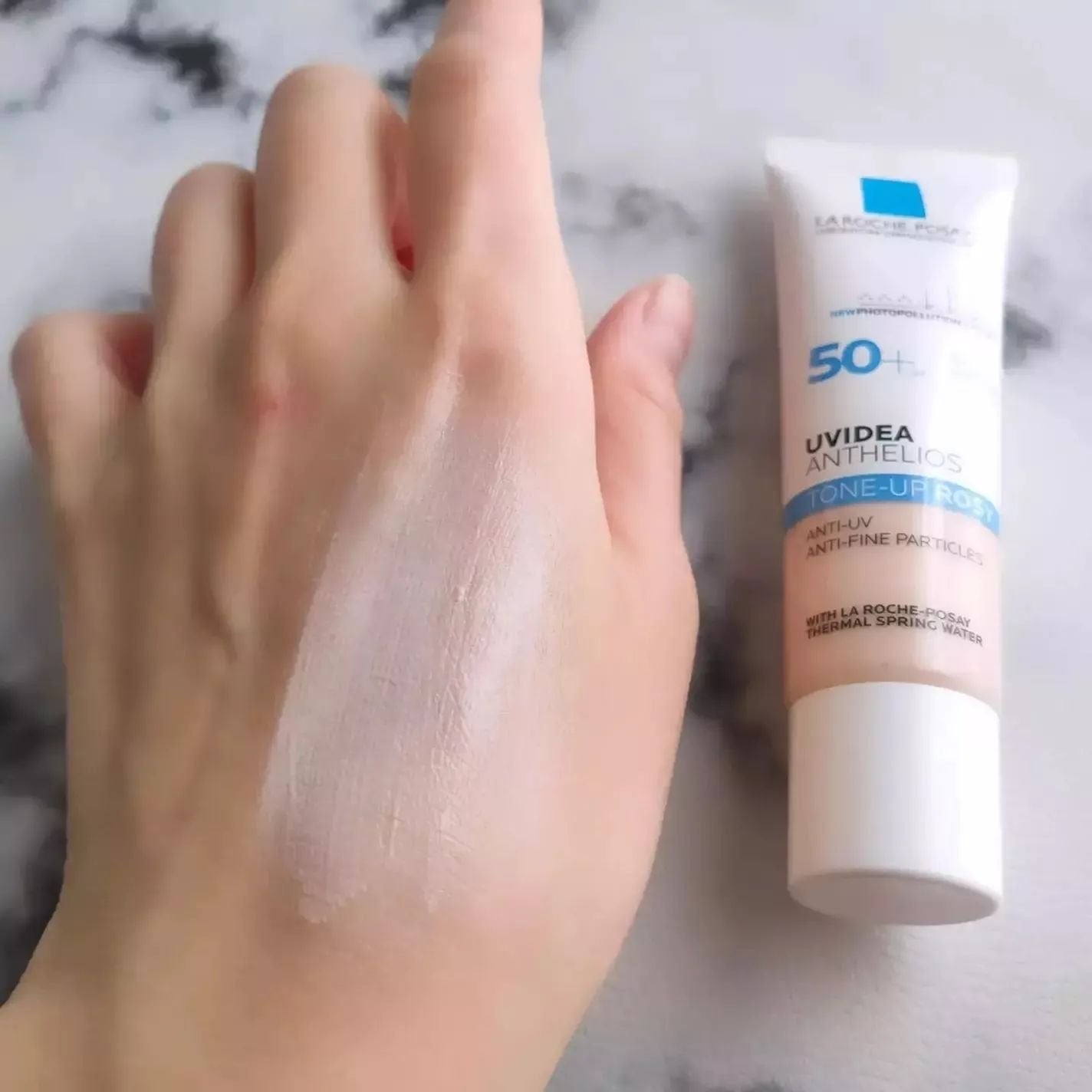 UVイデア XL プロテクショントーンアップ ローズ/ラ ロッシュ ポゼ/日焼け止めクリームを使ったクチコミ(5枚目)