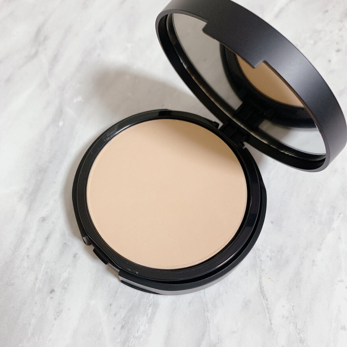 ベアプロ 16HR パウダー ファンデーション/bareMinerals/パウダーファンデーションを使ったクチコミ(2枚目)