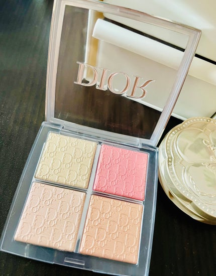 ディオール バックステージ フェイス グロウ パレット/Dior/ハイライトを使ったクチコミ(2枚目)