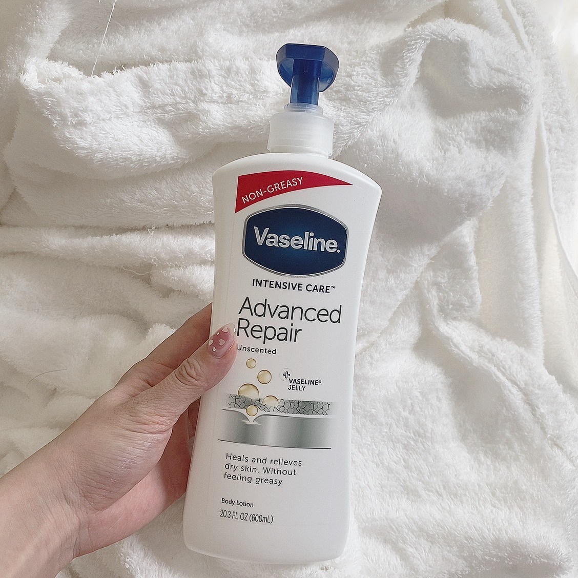 ヴァセリン アドバンスドリペア ボディローション 無香料/ヴァセリン/ボディローションを使ったクチコミ（1枚目）
