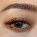 「眉頭」の理想的な位置は?整え方や描き方を眉毛が濃い・薄い別で徹底解説!のサムネイル