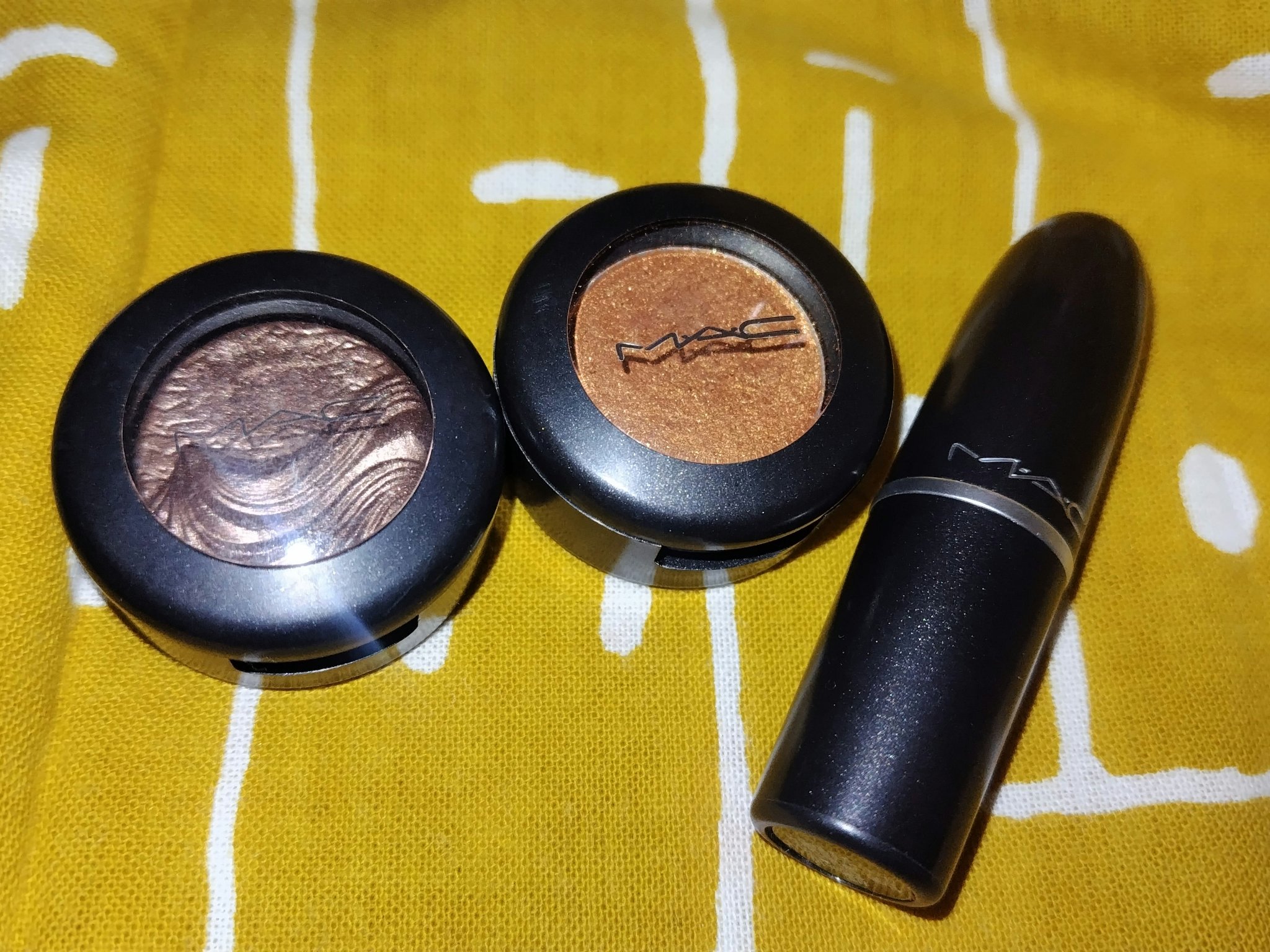 スモール アイシャドウ/M・A・C/単色アイシャドウを使ったクチコミ（1枚目）