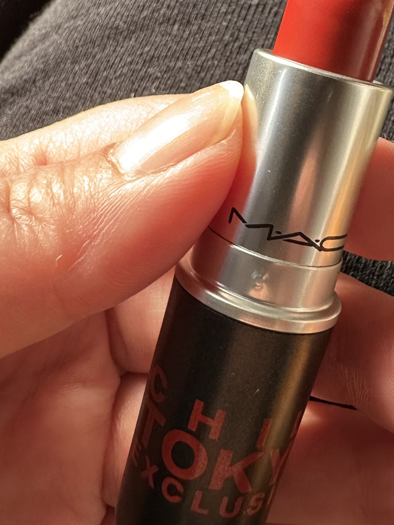 リップスティック ルビー ウー トーキョー (限定) /M・A・C/口紅を使ったクチコミ（3枚目）