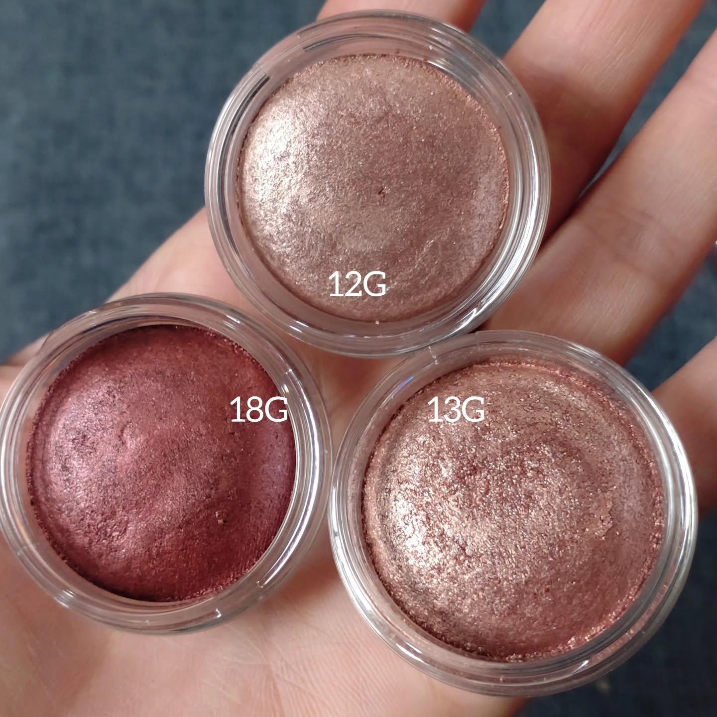 アイグロウジェム スキンシャドウ 18G burgundy gleam/DECORTÉ/ジェル・クリームアイシャドウを使ったクチコミ（3枚目）