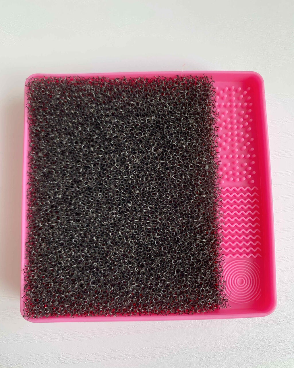 メイクブラシドライクリーナー/DAISO/メイクアップキットを使ったクチコミ(3枚目)