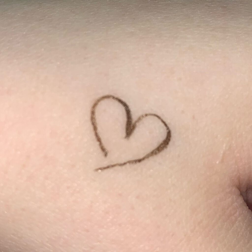 ハイパーシャープ ライナー R/MAYBELLINE NEW YORK/リキッドアイライナーを使ったクチコミ(2枚目)