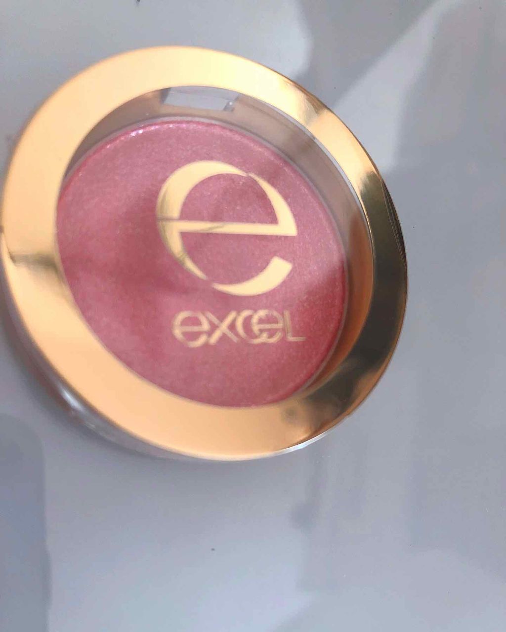 シャイニーシャドウ N/excel/単色アイシャドウを使ったクチコミ(1枚目)