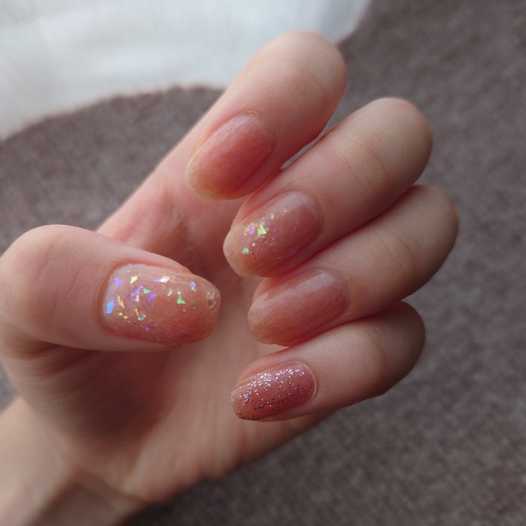 カラフルネイルズ/キャンメイク/マニキュアを使ったクチコミ(2枚目)