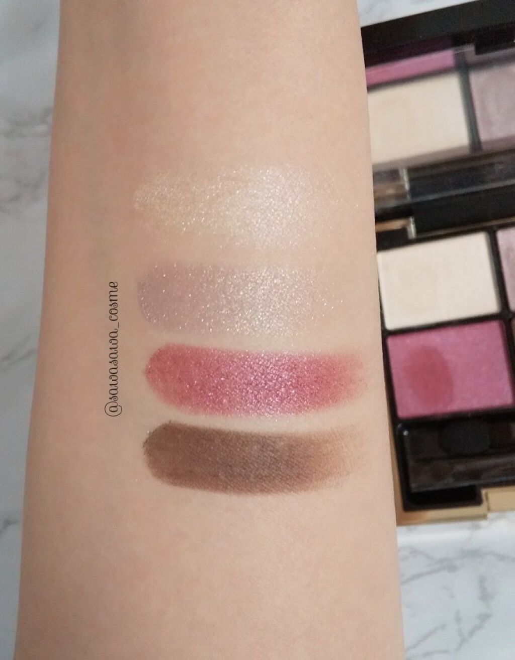 デザイニング カラー アイズ 06 宵紅 -YOIBENI/SUQQU/アイシャドウパレットを使ったクチコミ（3枚目）