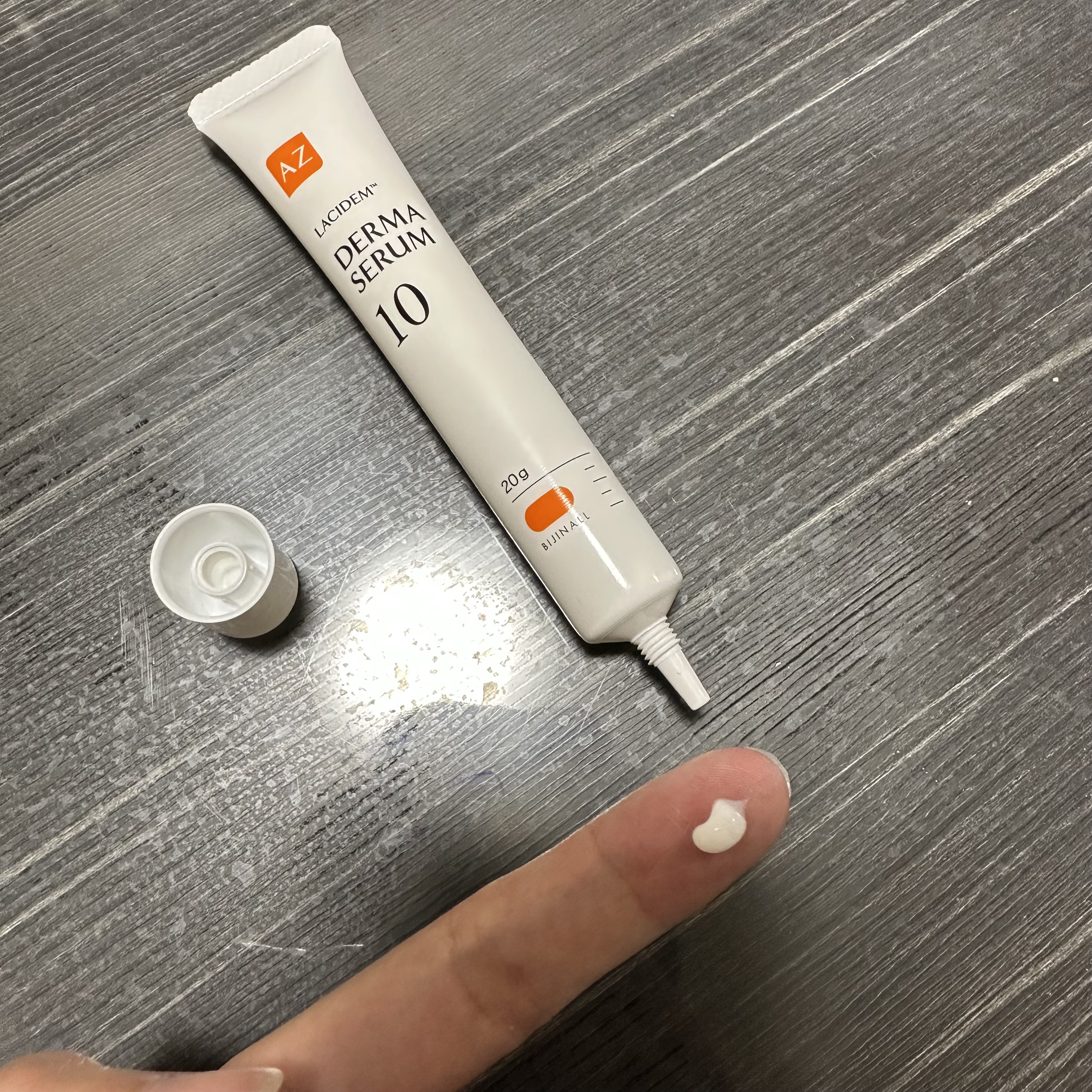 ダーマセラムAZ10スポットクリーム/LACIDEM /フェイスクリームを使ったクチコミ（3枚目）