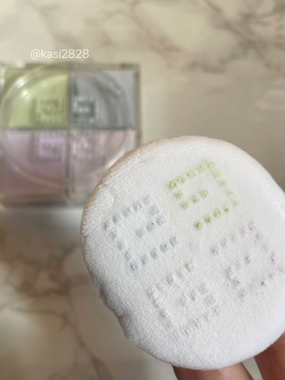 プリズム・リーブル/GIVENCHY/ルースパウダーを使ったクチコミ（3枚目）