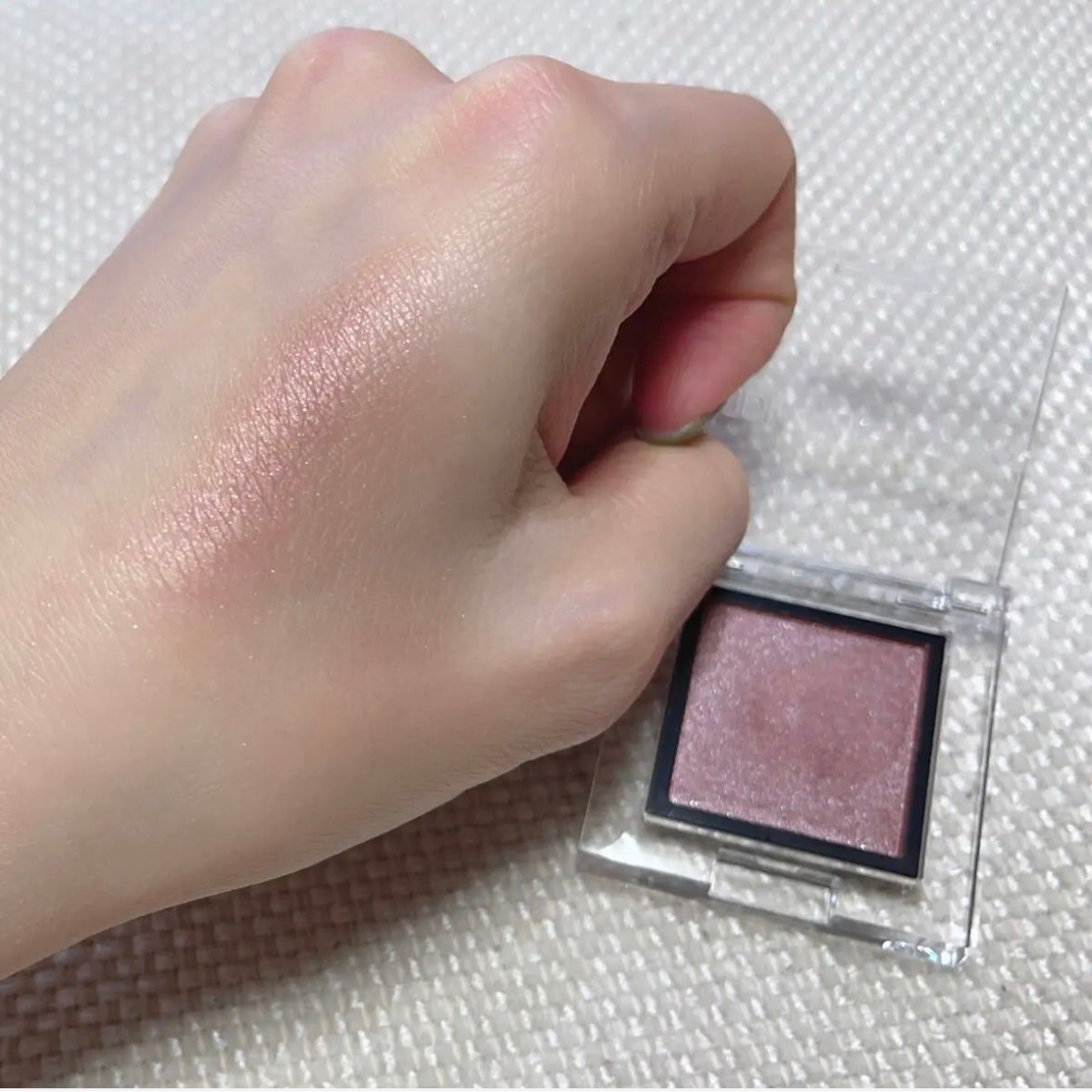 アディクション ザ アイシャドウ パール/ADDICTION/単色アイシャドウを使ったクチコミ(3枚目)