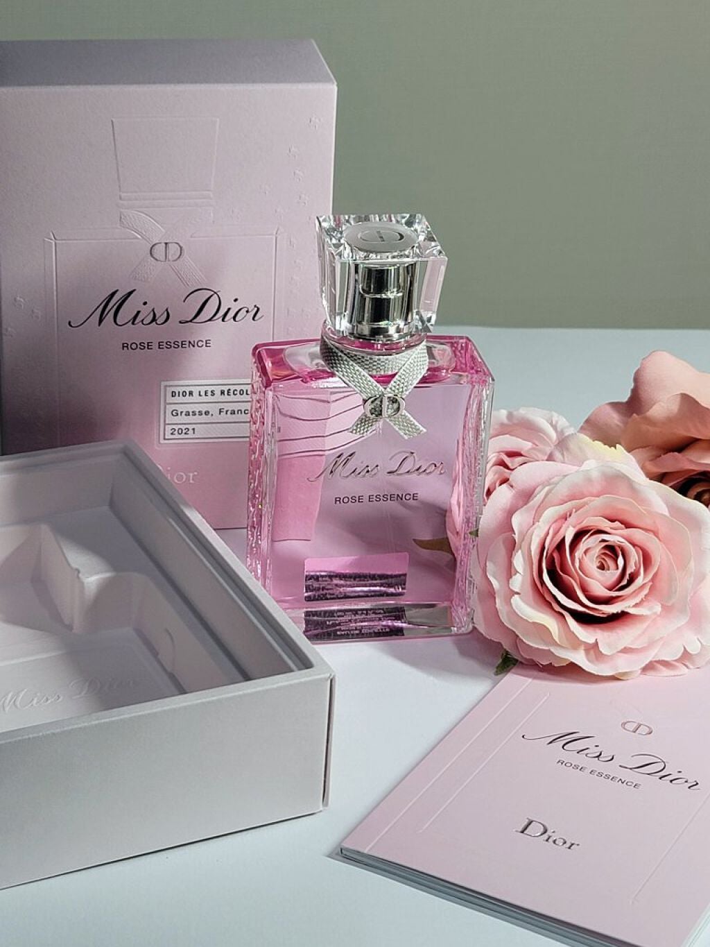 ミス ディオール ローズ エッセンス(オードゥ トワレ)/Dior/香水を使ったクチコミ(2枚目)