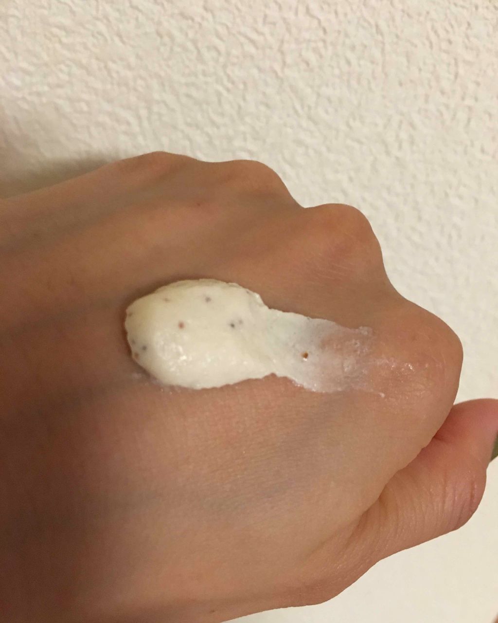 シア ハンド&パーツスクラブ/L'OCCITANE/ハンドクリームを使ったクチコミ（2枚目）