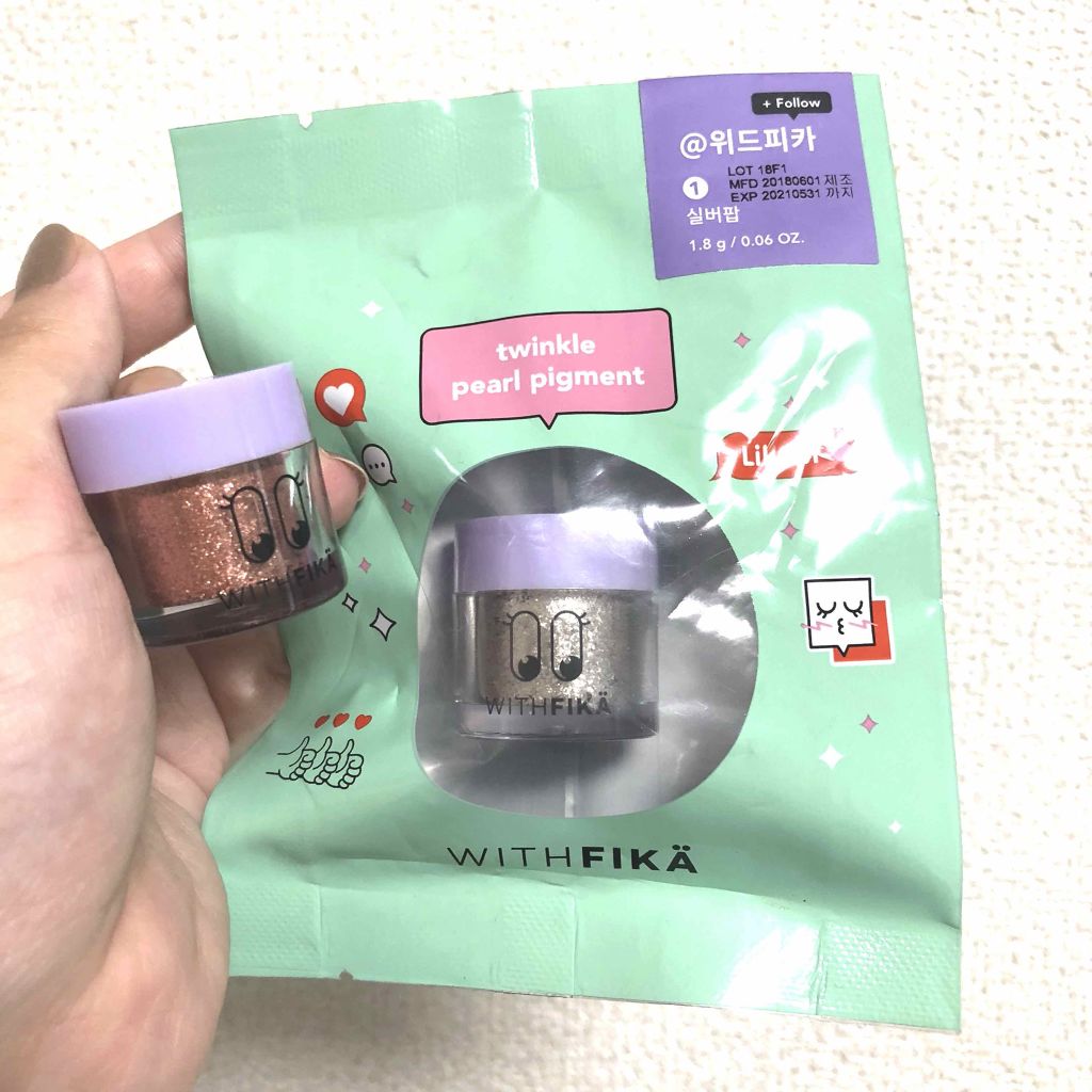 韓国ダイソー/DAISO/パウダーアイシャドウを使ったクチコミ(1枚目)