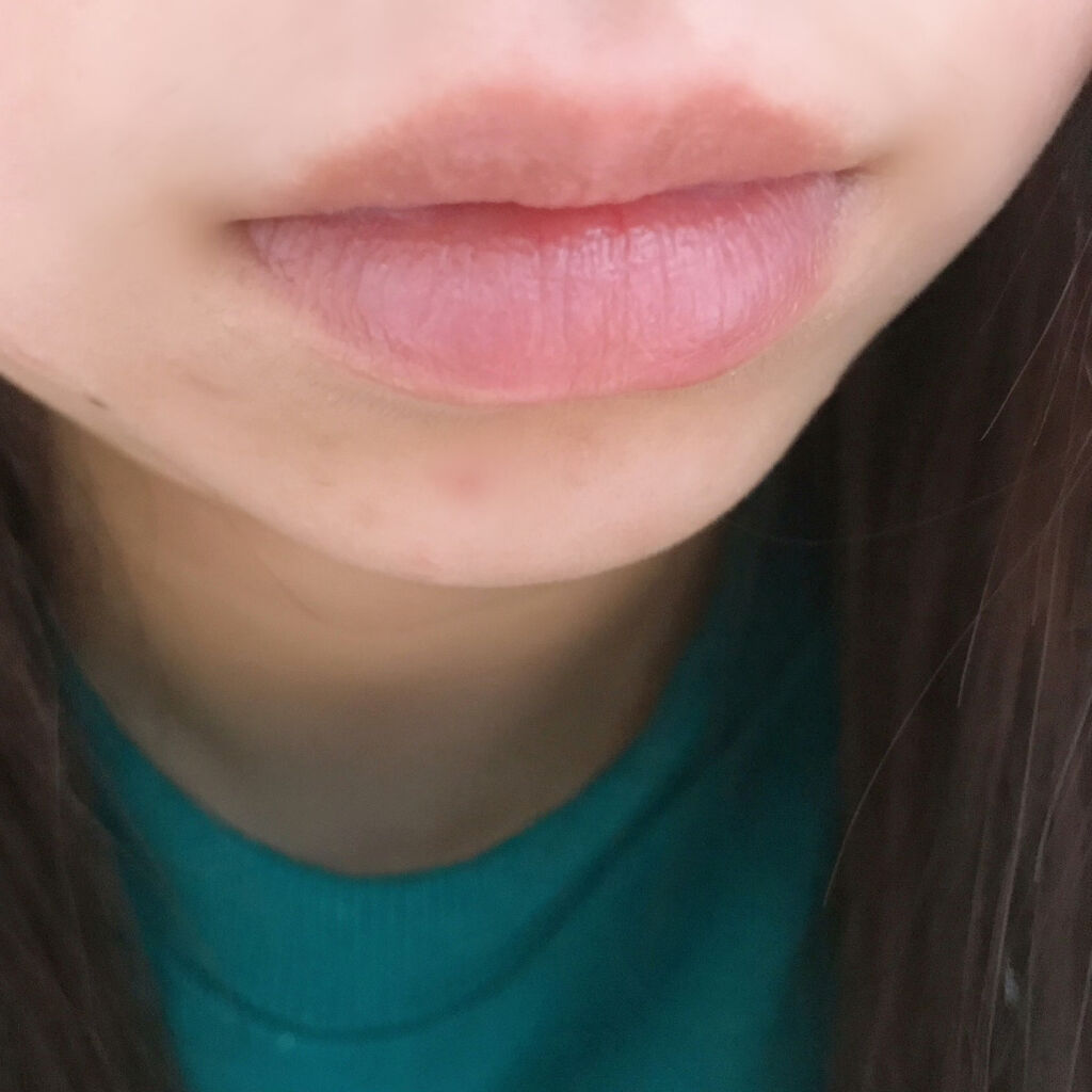 38°C / 99°F リップトリートメント (リップ美容液)/UZU BY FLOWFUSHI/リップケアを使ったクチコミ（3枚目）